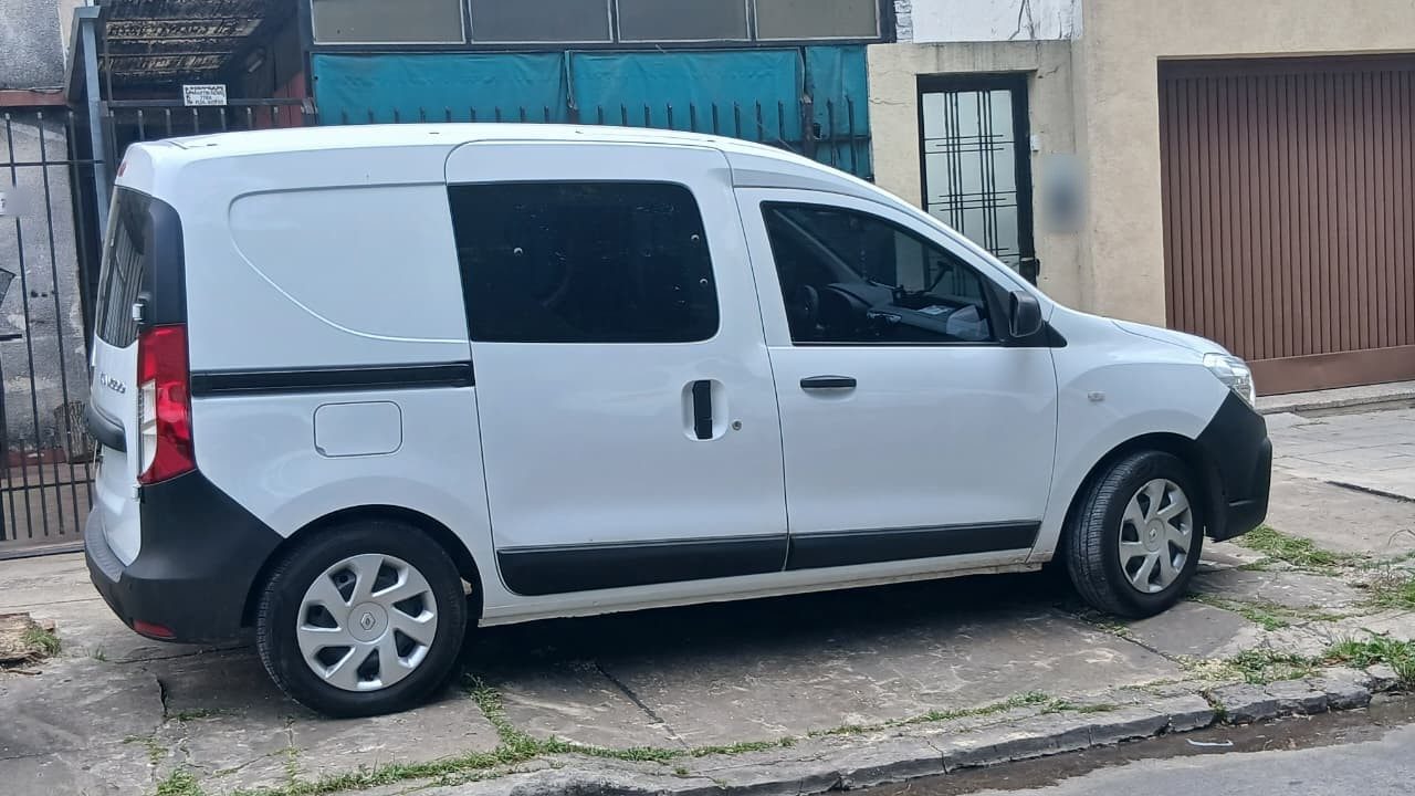 Kangoo para repartos y mini mudanzas