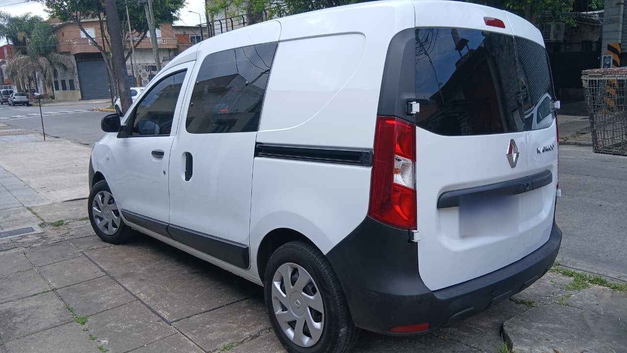 Kangoo para viajes a la costa y al interior